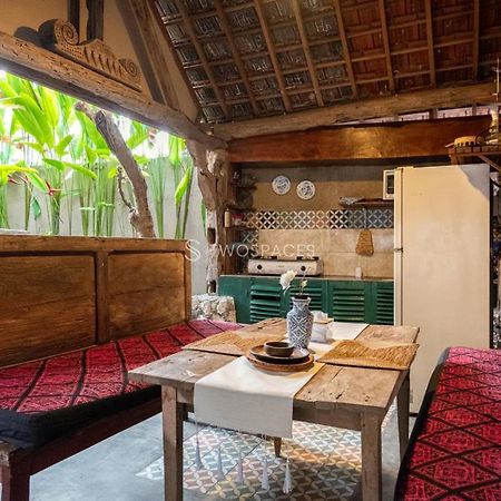 Kayu Beach Villa By Twospaces, Nusa Dua Beach Экстерьер фото