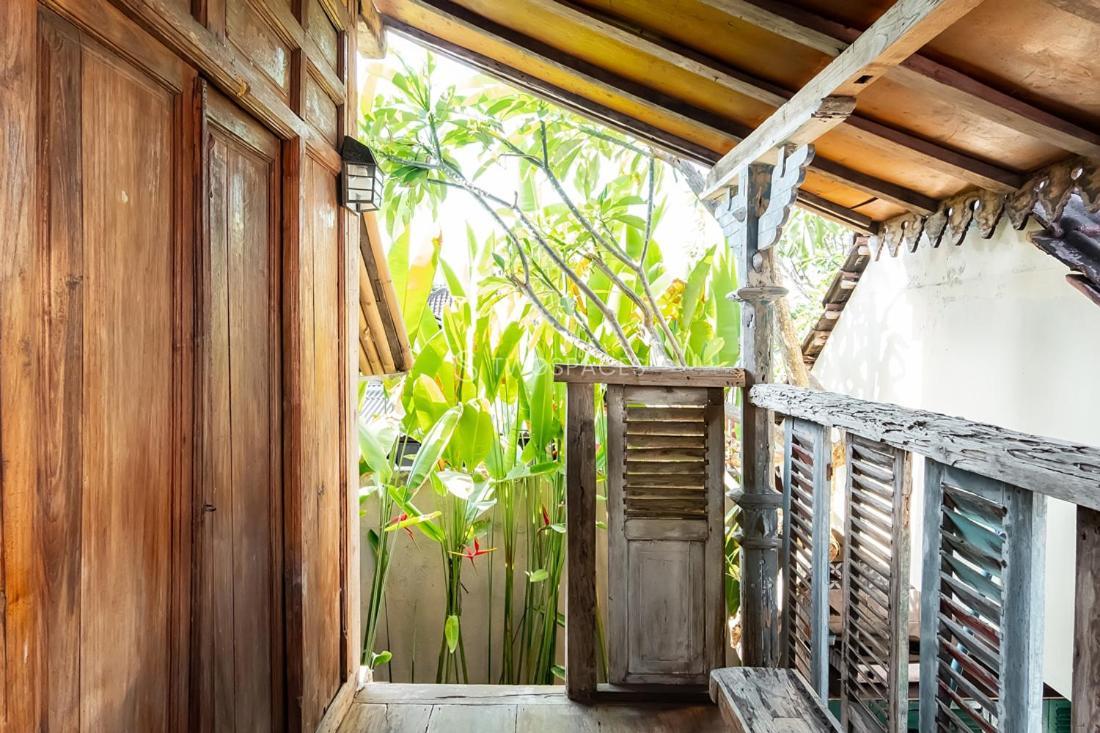 Kayu Beach Villa By Twospaces, Nusa Dua Beach Экстерьер фото